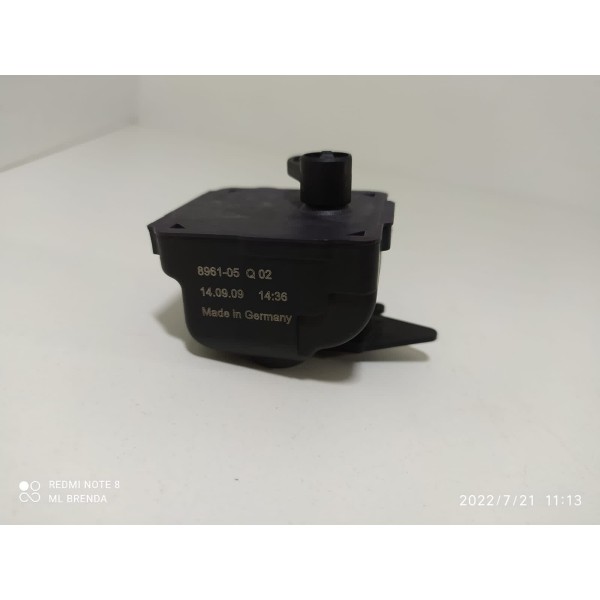 Motor Trava Portinhola Mercedes C180 C200 896105q02 /17009