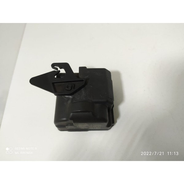 Motor Trava Portinhola Mercedes C180 C200 896105q02 /17009