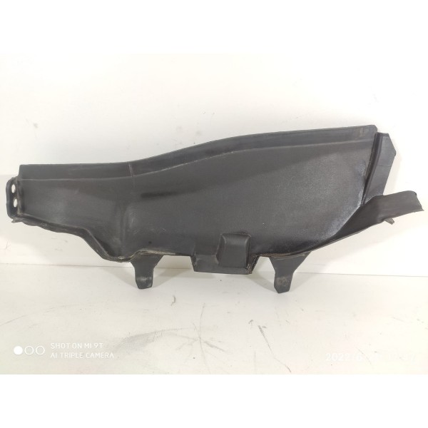 Canto Grade Parabrisa Bmw 323i Esquerda 8208479