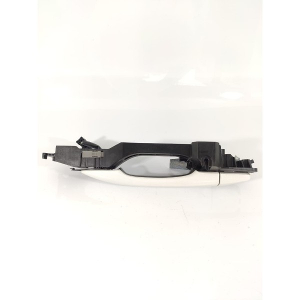 Macaneta Externa Nissan Kicks Dianteira Direita 2016/2025 Branco Dianteira