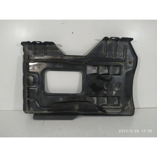 Suporte Base Bateria Mercedes C180 C200 A2046200018 Direito