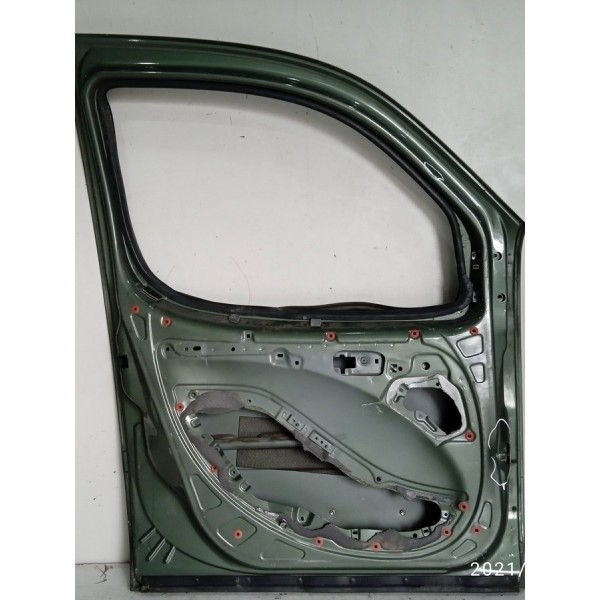 Porta Dianteira Esquerda Fiat Doblo 2010 Detalhes //6028 Dianteira Esquerda Verde