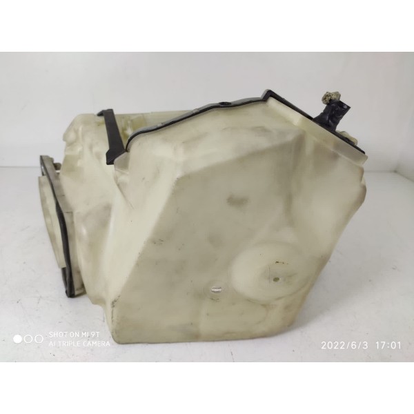 Suporte Caixa Fusivel Mercedes C180 C200 A2045400024