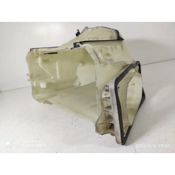 Suporte Caixa Fusivel Mercedes C180 C200 A2045400024