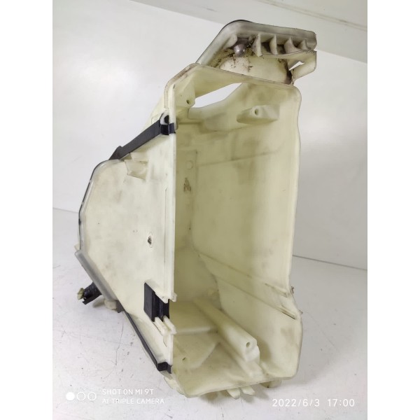 Suporte Caixa Fusivel Mercedes C180 C200 A2045400024