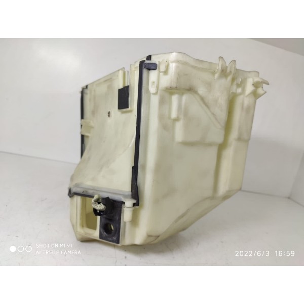 Suporte Caixa Fusivel Mercedes C180 C200 A2045400024