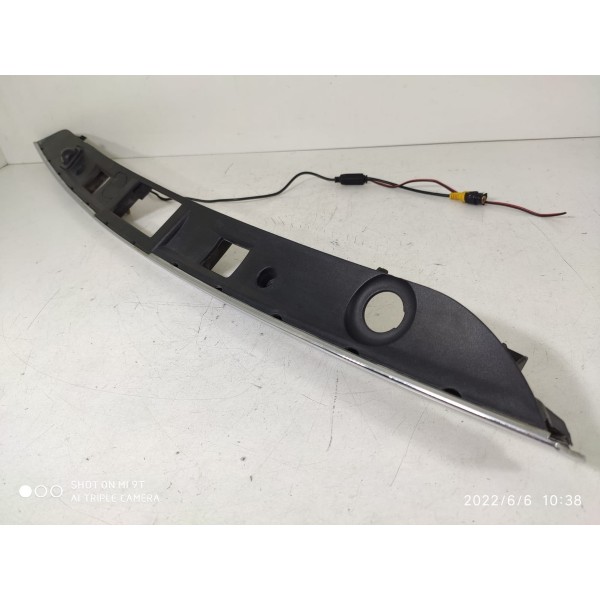 Moldura Tampa Tras C180 C200 Camera Paralela 2008/2014 Preto