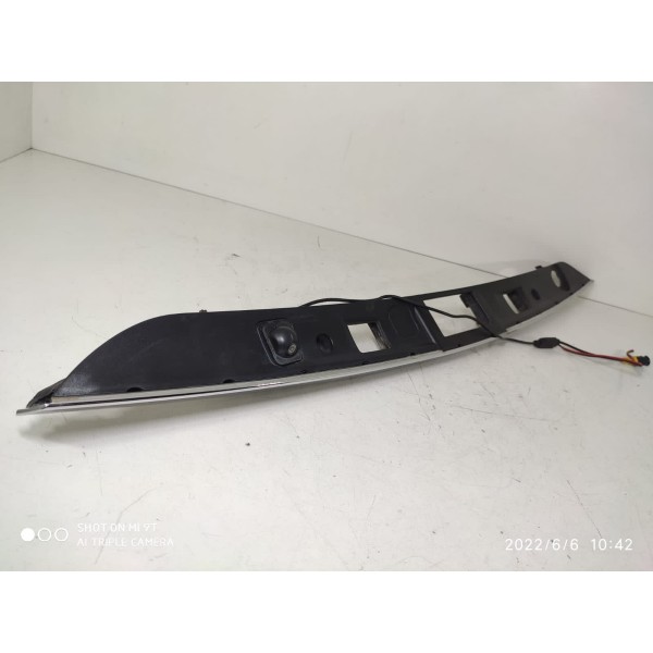 Moldura Tampa Tras C180 C200 Camera Paralela 2008/2014 Preto