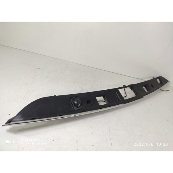 Moldura Tampa Tras C180 C200 Camera Paralela 2008/2014 Preto
