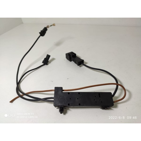 Modulo Porta Amplicador Antena Mercedes C180 2011