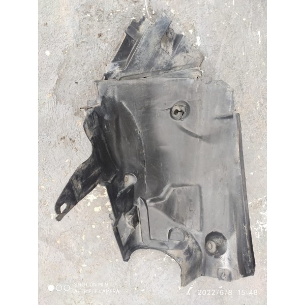 Parabarro C180 C200 Dianteiro Direito Post 2008/2014 Det