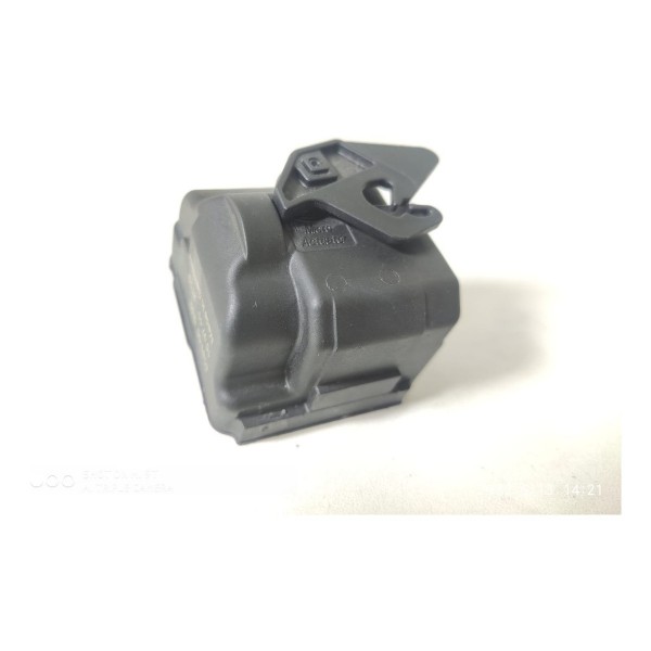 Trava Motor Portinhola Mercedes C180 C200 2008/2014 Det