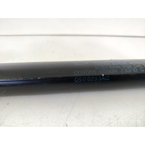 Amortecedor Tampa Traseira Dodge Journey 2011