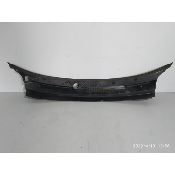 Moldura Grade Parabrisa Dodge Journey 2010/2018