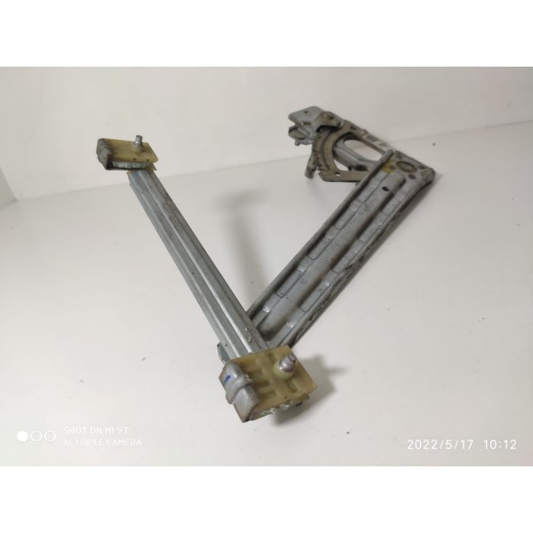 Maquina Vidro Kwid Traseira Esquerd 2018/2022 Man 827211248h