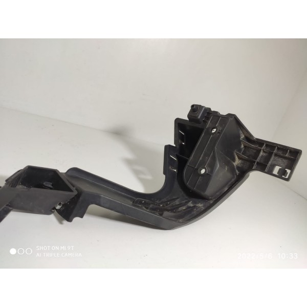 Guia Parachoque Fiat Cronos Traseiro Direito 2018 2022 2023