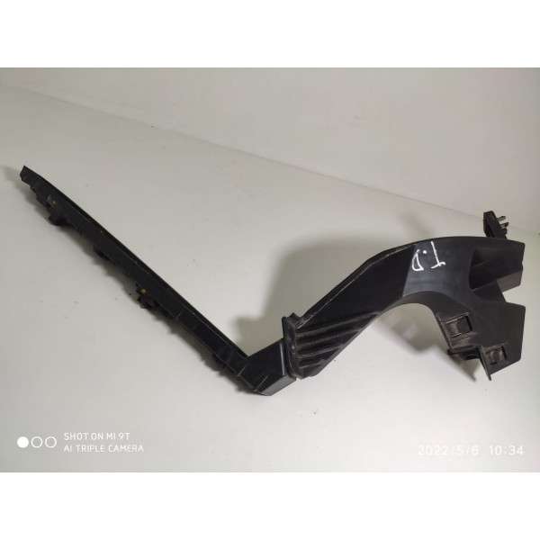 Guia Parachoque Fiat Cronos Traseiro Direito 2018 2022 2023