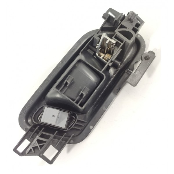 Macaneta Interna Esq Amarok Botao Trava 2010/2023 2h0837113d Preto Dianteira