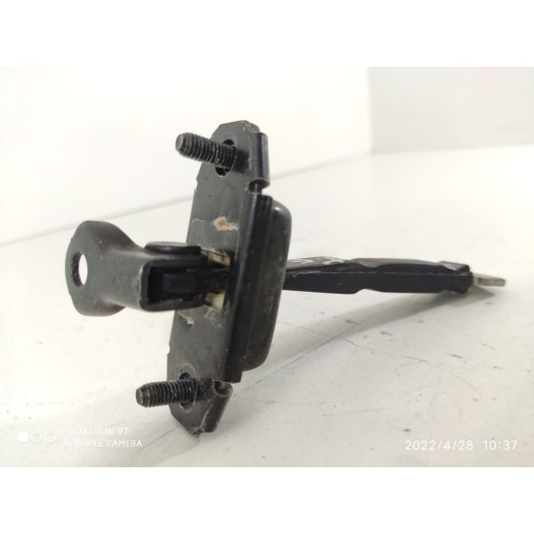 Limitador Porta Traseiro Esquerdo Kia Cerato 2014/2019