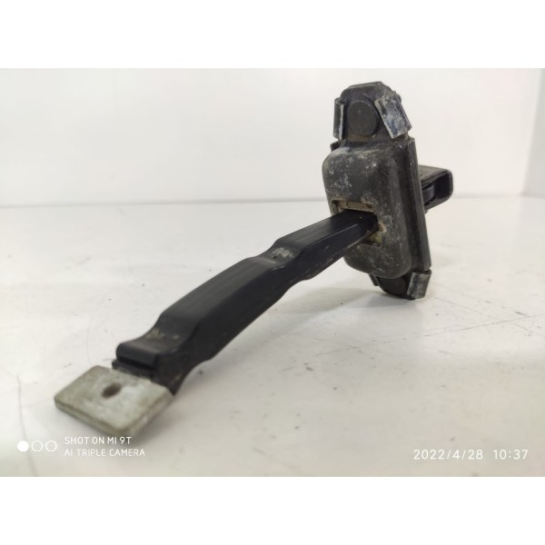 Limitador Porta Traseiro Esquerdo Kia Cerato 2014/2019