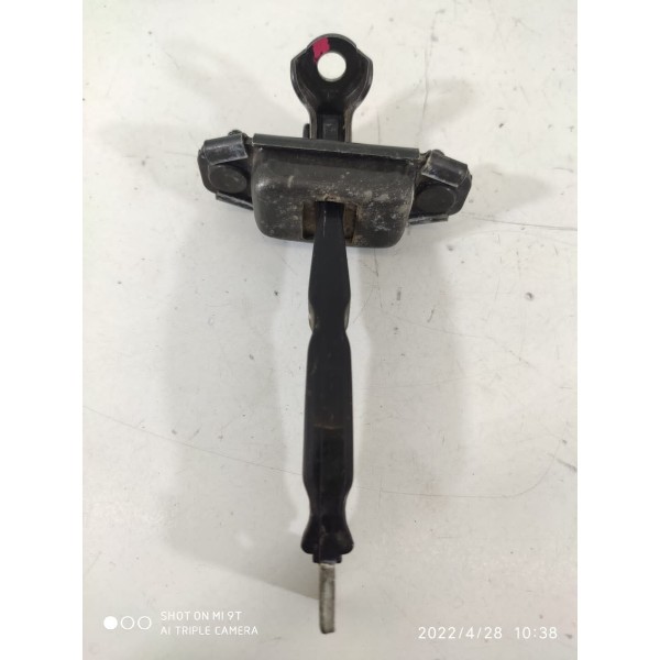 Limitador Porta Traseiro Esquerdo Kia Cerato 2014/2019