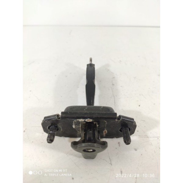 Limitador Porta Traseiro Esquerdo Kia Cerato 2014/2019