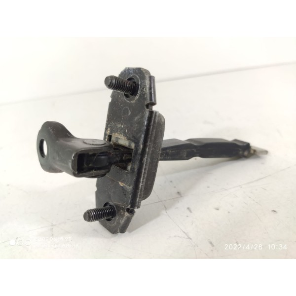 Limitador Porta Traseiro Direito Kia Cerato 2014/2019 Orig