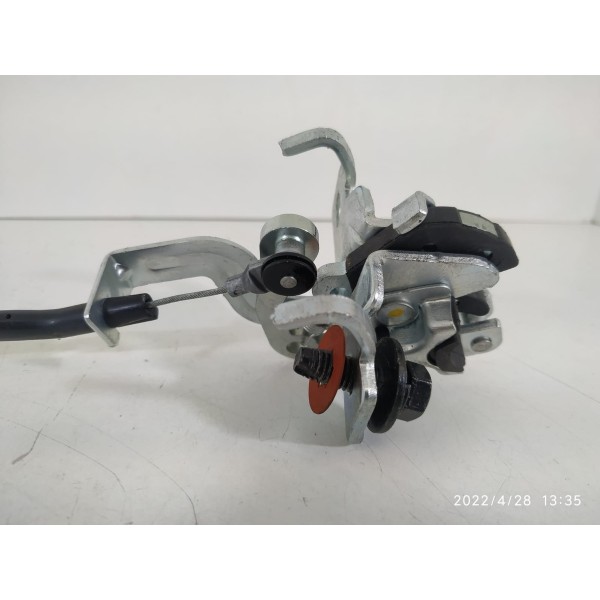 Trava Banco Traseiro Kia Cerato Direito 2014/2019 Orig