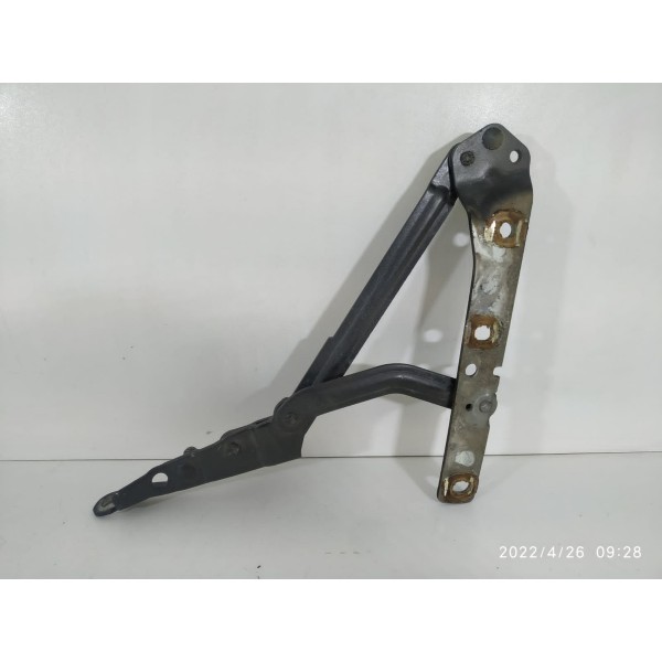 Dobradiça Tampa Ford Focus Sedan Traseir Esquerda  2009/2013