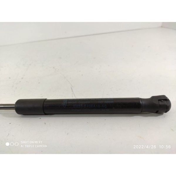 Amortecedor Tampa Traseira Focus Sedan 2009 2013