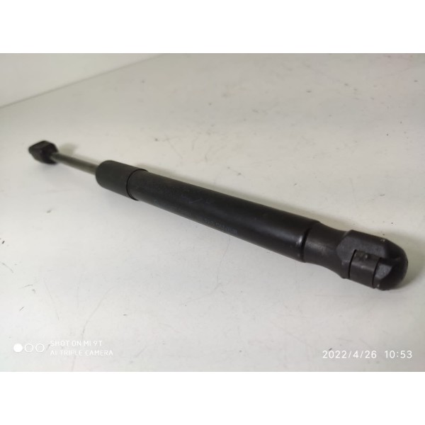 Amortecedor Tampa Traseira Focus Sedan 2009 2013