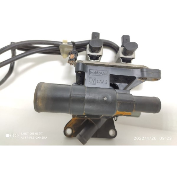 Carcaça Válvula Termostática Focus 2.0 2009/13 8k556aa