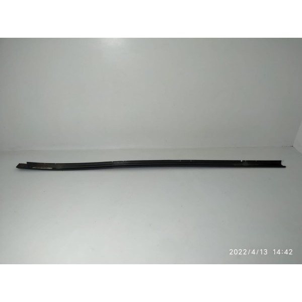 Moldura Teto Parabrisa Mercedes Clc200 Esquerda A2036908862