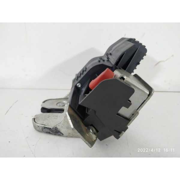 Fechadura Tampa Traseira Mercedes Clc200 2008 2009 2010