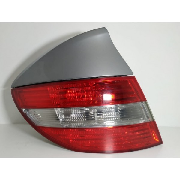 Lanterna Mercedes Clc200 Esuerda 2009 2010 2011 A2038205164