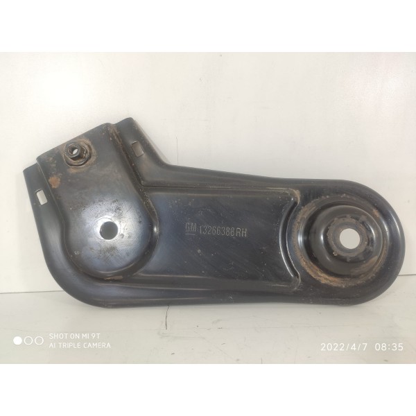 Suporte Agregado Cruze Dianteiro Direito 2012 2016 13266388