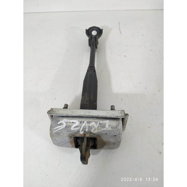 Limitador Porta Cruze Traseiro Direito 2012 2013 2014/2016