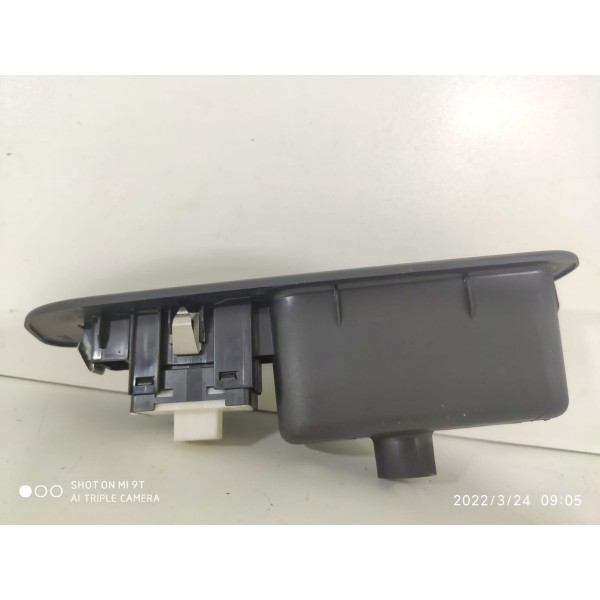 Botão Vidro Renegade Traseiro Direito 2016 2024