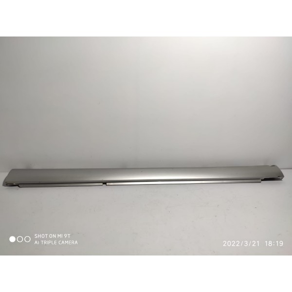 Spoiler Lateral Esquerdo  Sorento 2005/2009 Detalhe