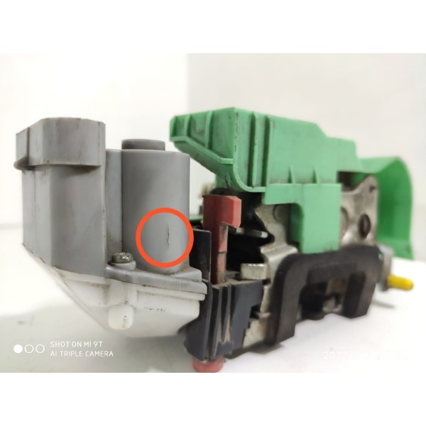 Fechadura Idea Traseira Dir 2010 2011 2012 2013 Det