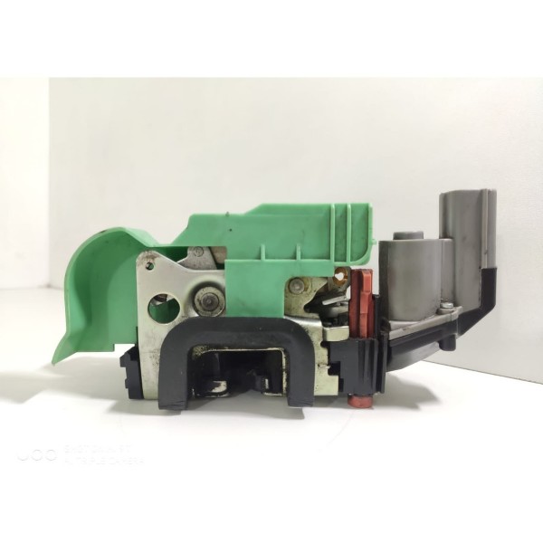 Fechadura Punto Traseira Esquerda 2008 A 2017