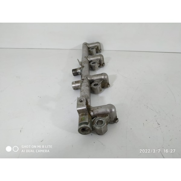 Flauta Injetora Mercedes C180 C200 Cgi 2011 2012