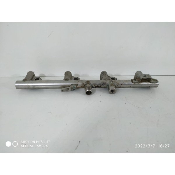 Flauta Injetora Mercedes C180 C200 Cgi 2011 2012