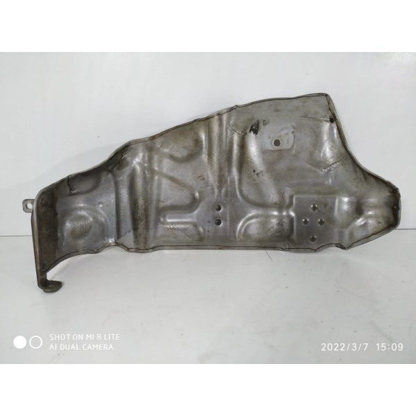 Protetor Calor Turbina Mercedes C180 2011 2012 A2043520146