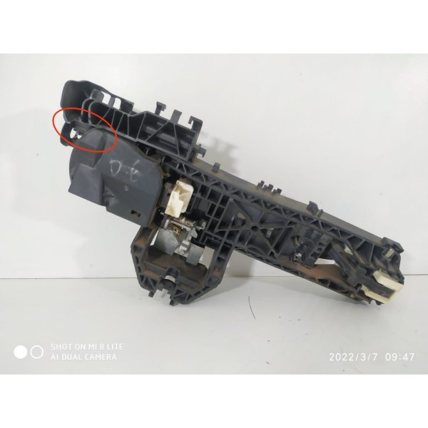 Macaneta Externa C180 C200 Dianteira Esquerda 2007 2014 Det/ Preto Dianteira