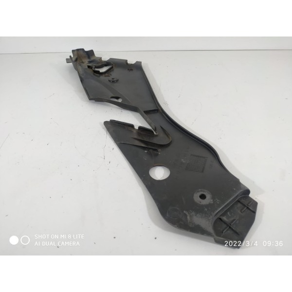 Suporte Guia Farol Mercedes C180 C200 Dir 07/14 A2048261424