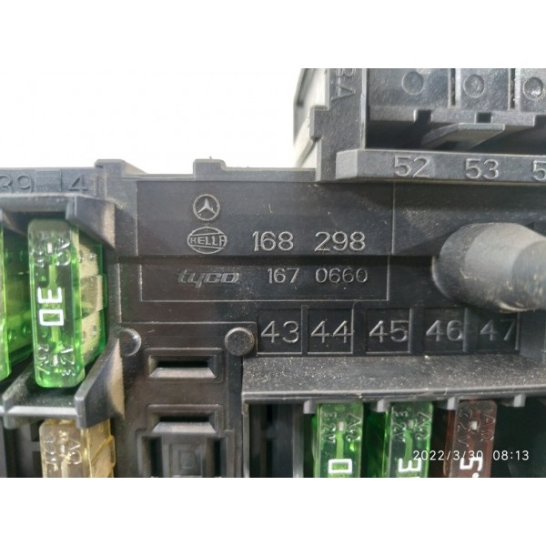 Caixa Fusíveis Mercedes C180 C200 Ext 2008 2014 / 12047