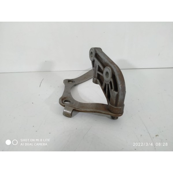 Suporte Escape Mercedes C180 C200 2011 A2711401440