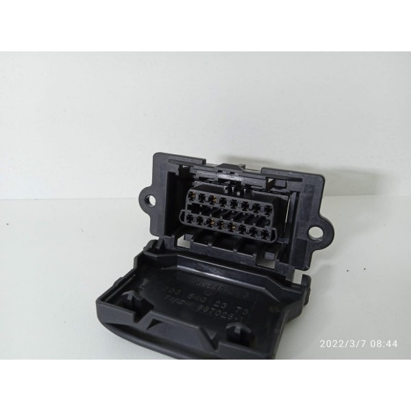 Conector Obd Mercedes C180 C200 2008 2014 2025402373