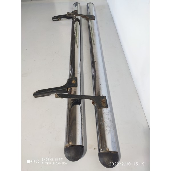 Par Estribo Amarok 2.0 2010/2019 Detalhe No Esquerdo Cromado